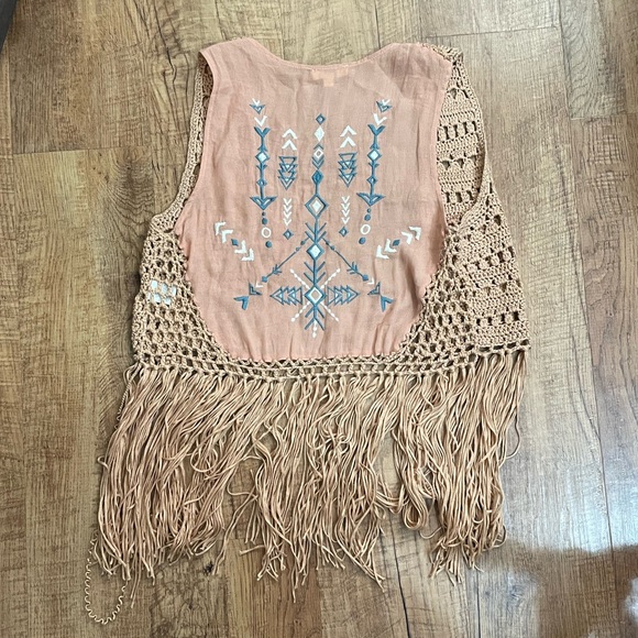 Kori light pink and blue Aztec inspired fringe vest - Picture 5 of 12